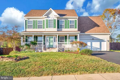 8 Little Field Dr, Fredericksburg, VA 22405