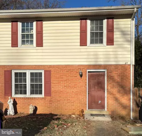 21 Birch Ln, Stafford, VA 22554