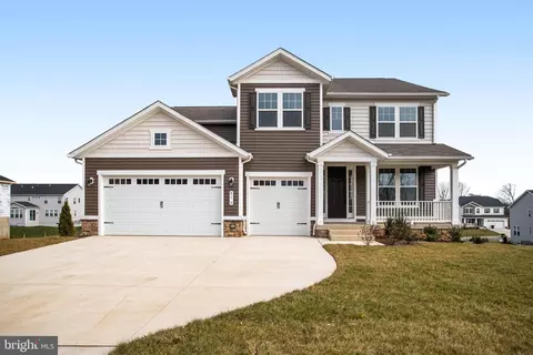 216 Camwood Ct, Fredericksburg, VA 22405