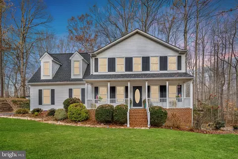 127 Morton Rd, Fredericksburg, VA 22405