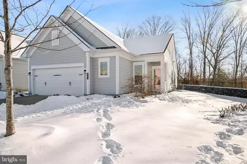 191 Denison St, Fredericksburg, VA 22406