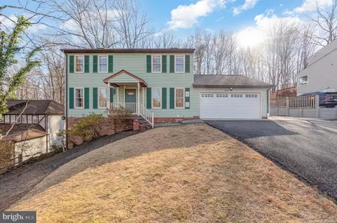 204 Bulkhead Cv, Stafford, VA 22554
