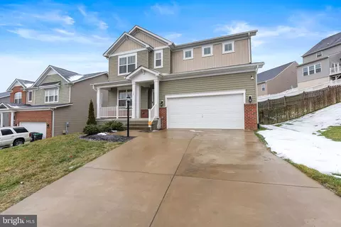 18 Melbourne Dr, Fredericksburg, VA 22405