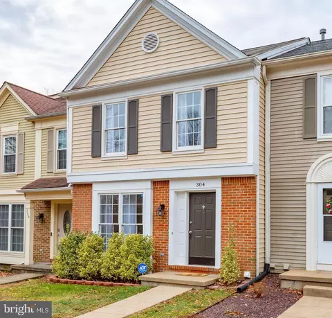 304 Batley Ct, Fredericksburg, VA 22406