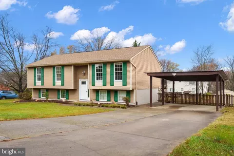 21 Martin St, Stafford, VA 22556