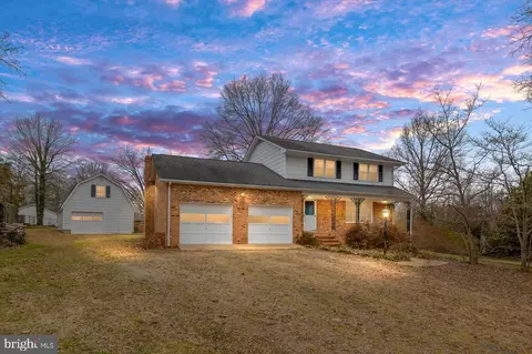218 Taylor St, Fredericksburg, VA 22405