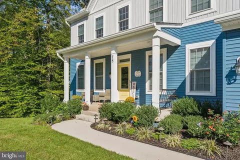75 Hopewell Dr, Fredericksburg, VA 22406