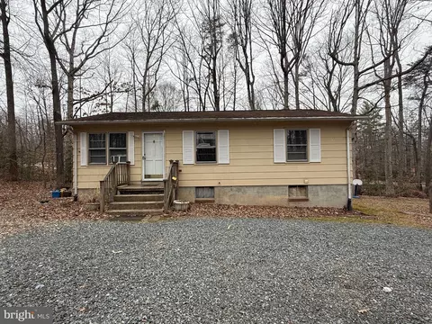 59 Bowers Ln, Fredericksburg, VA 22406