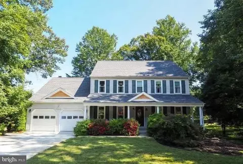 1245 Aquia Dr, Stafford, VA 22554