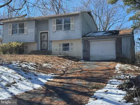224 Oak Grove Ln, Stafford, VA 22556