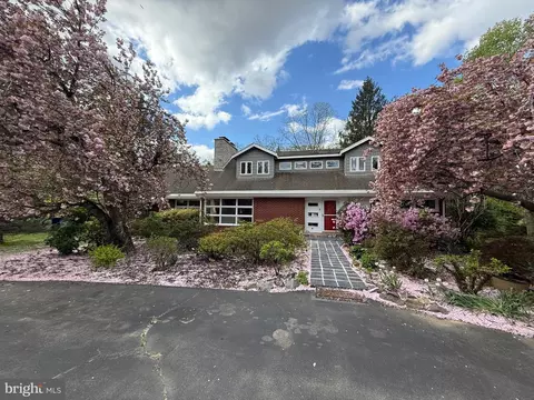 304 Ingleside Dr, Fredericksburg, VA 22405