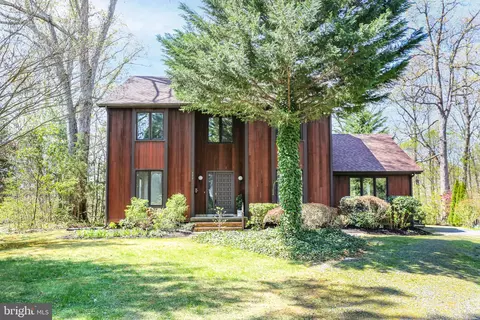 111 Windsor Cir, Fredericksburg, VA 22405