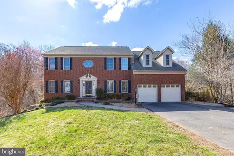 34 Palace Ln, Stafford, VA 22554