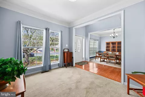 44 Hamstead Rd, Fredericksburg, VA 22405