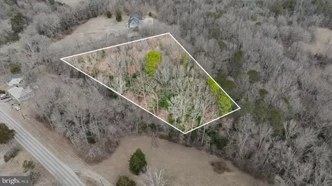 White Oak Rd, Fredericksburg, VA 22405