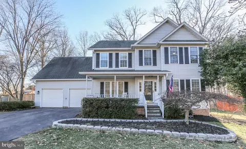 16 Ridge Pointe Ln, Fredericksburg, VA 22405