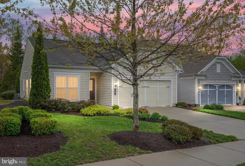 65 Denison St, Fredericksburg, VA 22406