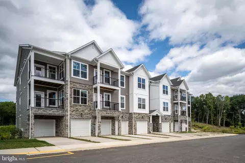 19 Artemisia Way #103, Stafford, VA 22554