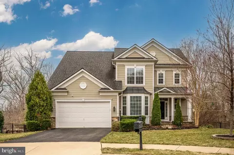 33 Darden Ct, Stafford, VA 22554