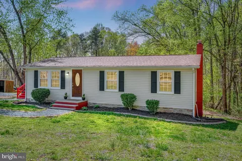 110 Southern View Dr, Stafford, VA 22554