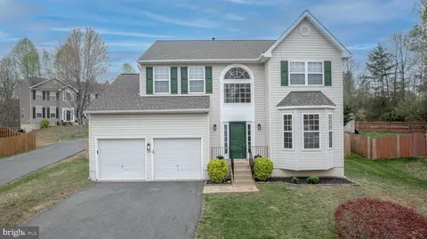29 Woodleigh Ln, Stafford, VA 22556