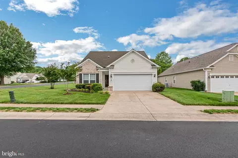 1 Ashland Cir, Fredericksburg, VA 22406