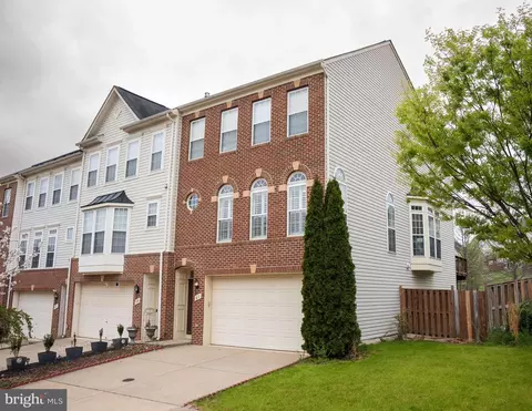 61 Hunting Creek Ln, Stafford, VA 22556