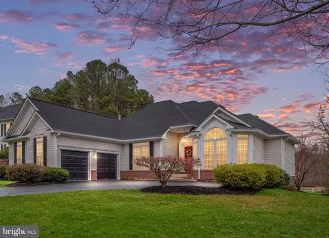 2 Torey Ct, Stafford, VA 22554