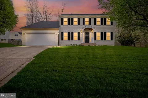 5 Basalt Dr, Fredericksburg, VA 22406