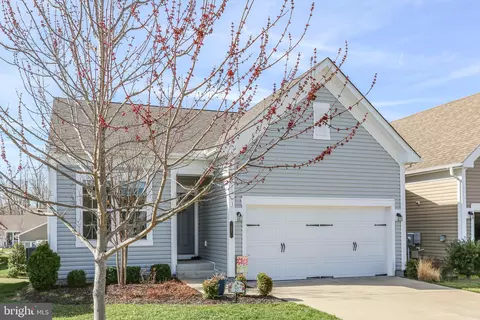 27 Fenwick Dr, Fredericksburg, VA 22406