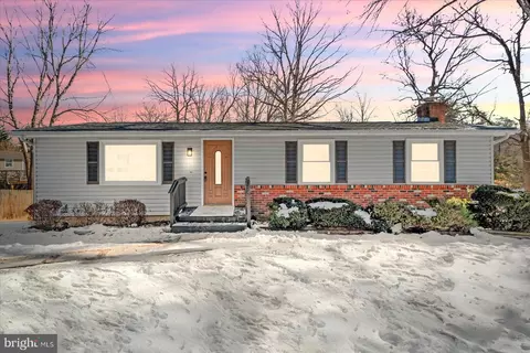 25 Novak Dr, Stafford, VA 22554