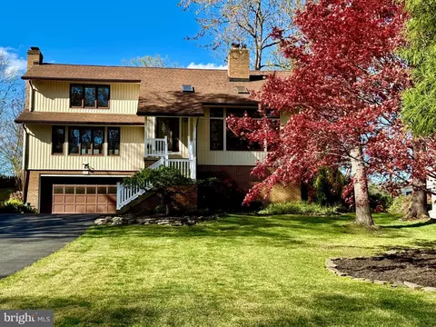 3715 Aquia Dr, Stafford, VA 22554