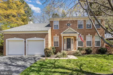 37 Blossom Wood Ct, Stafford, VA 22554