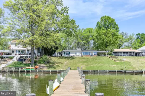 59 Woodrow Dr, Stafford, VA 22554