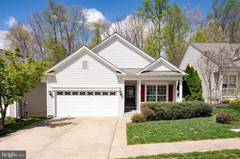10 Dayton Cir, Fredericksburg, VA 22406