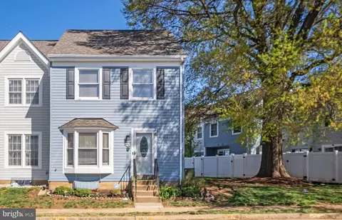 901 Madison Ct, Stafford, VA 22556