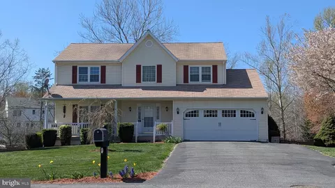 64 Bertram Blvd, Stafford, VA 22556