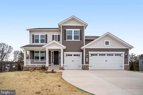 124 Marble Oak Dr, Fredericksburg, VA 22405