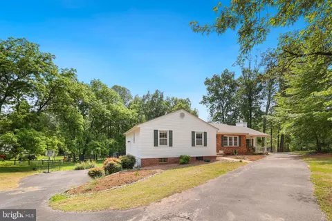 101 Stratford Pl, Stafford, VA 22556
