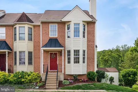 211 Barrie Pl, Fredericksburg, VA 22405