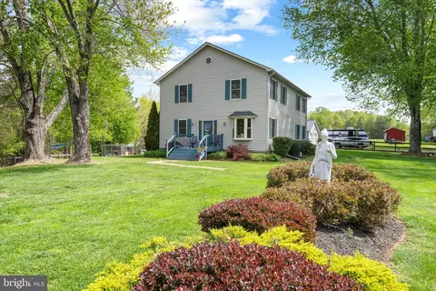 15 Farmers Ln, Stafford, VA 22556