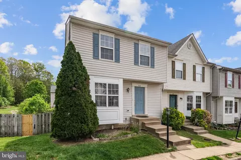 903 Kings Crest Dr, Stafford, VA 22554