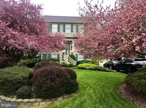 215 Foresail Cv, Stafford, VA 22554