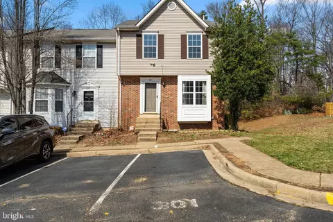 301 Kings Crest Dr, Stafford, VA 22554