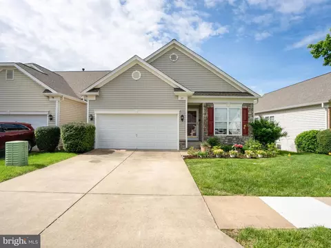 29 Norwood Ln, Fredericksburg, VA 22406