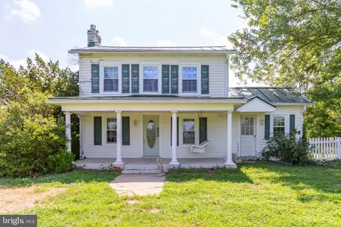 349 Greenbank Rd, Fredericksburg, VA 22406
