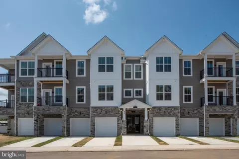 30 Hyssop Way #203, Stafford, VA 22554