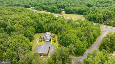 10 Piper Pl, Fredericksburg, VA 22405