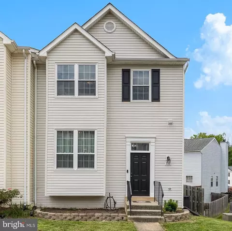 300 Wimbeldon Ct #218, Stafford, VA 22556