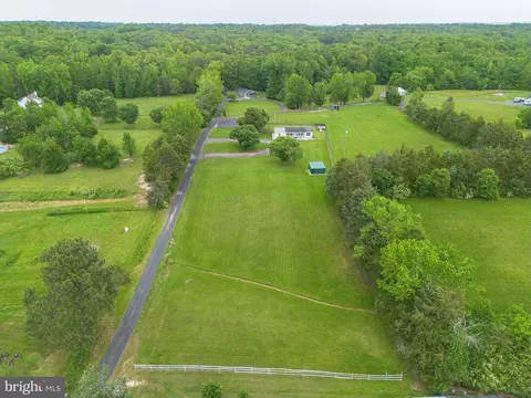 90 Homers Ln, Fredericksburg, VA 22405